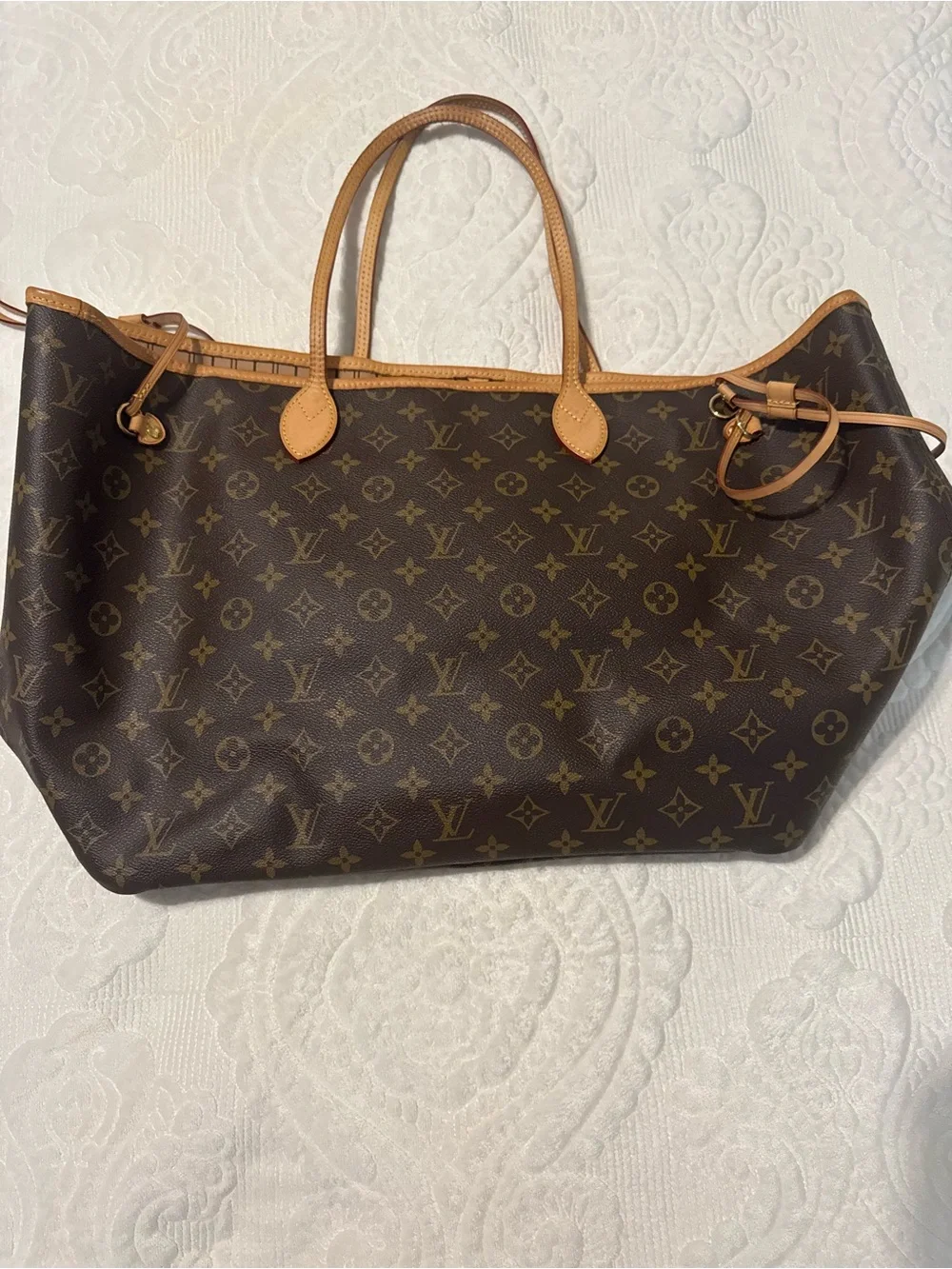 Louis Vuitton Brown Monogram Neverfull GM Shoulder Tote with Vachetta Trim